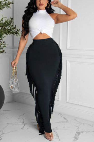 Ruffle My Tassels- Black